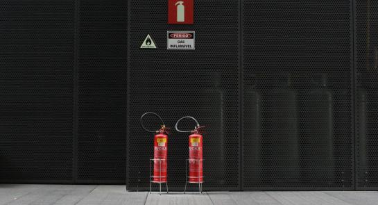 building-business-caution-2282658