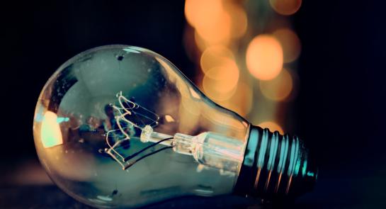 light-bulb-3535435_1920