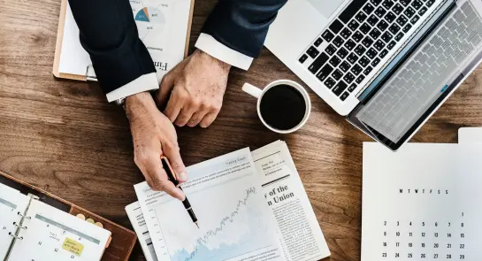 agenda-analysis-business-990818