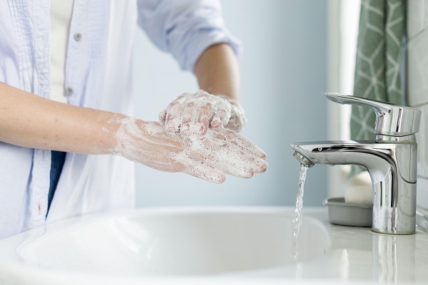 Jak poprawnie myć ręce?