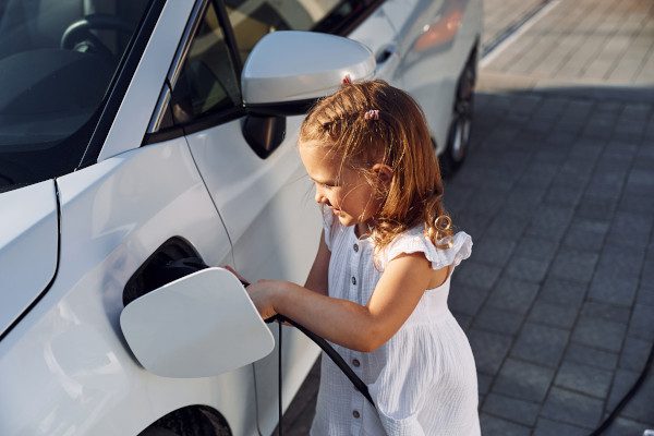 Trzy mity na temat samochodów elektrycznych